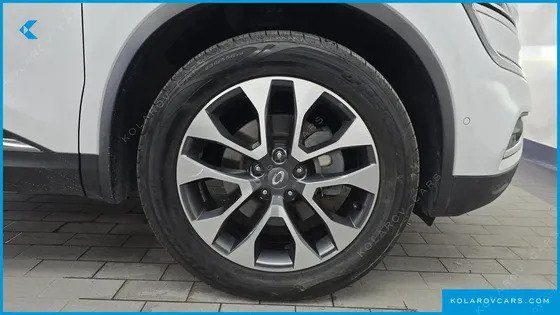 RENAULT KOREA QM6 (KOLEOS) DIESEL 4WD RE SIGNATURE