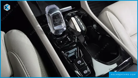 VOLVO XC40 B4 ULTIMATE BRIGHT