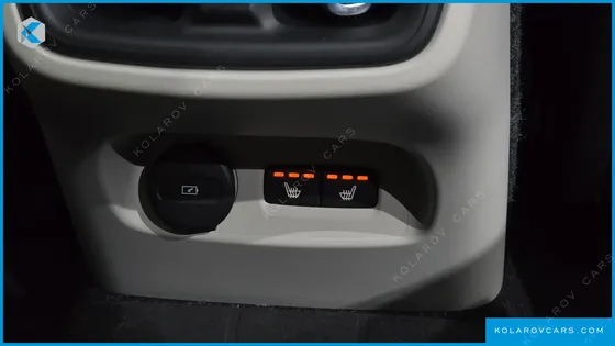 VOLVO XC40 B4 ULTIMATE BRIGHT