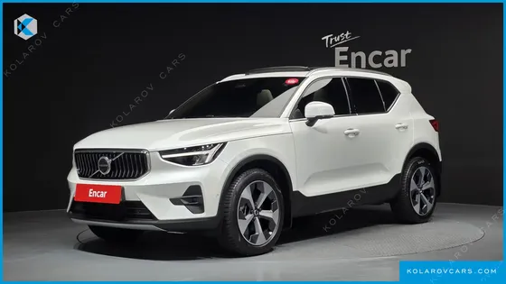 VOLVO XC40 B4 ULTIMATE BRIGHT