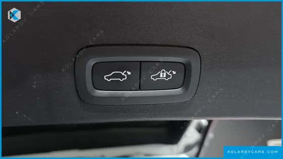 VOLVO XC40 B4 ULTIMATE BRIGHT