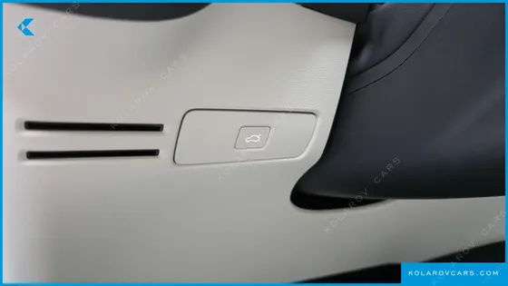 VOLVO XC40 B4 ULTIMATE BRIGHT