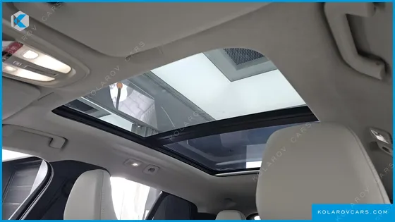 VOLVO XC40 B4 ULTRA BRIGHT