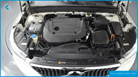 VOLVO XC40 B4 INSCRIPTION