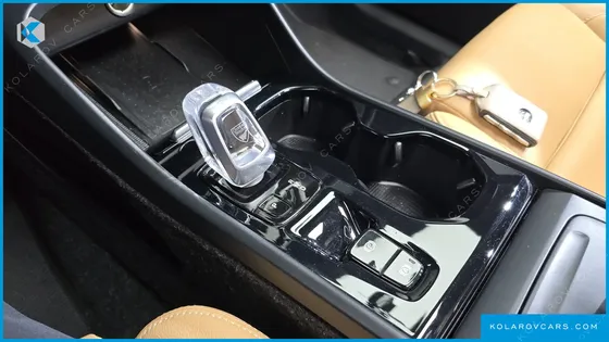 VOLVO XC40 B4 INSCRIPTION