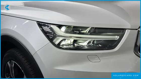 VOLVO XC40 B4 INSCRIPTION