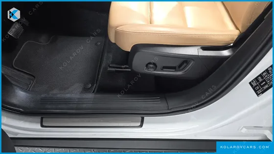 VOLVO XC40 B4 INSCRIPTION