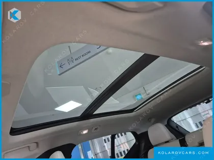 VOLVO XC40 B4 ULTRA BRIGHT
