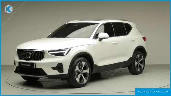 VOLVO XC40 B4 ULTIMATE BRIGHT