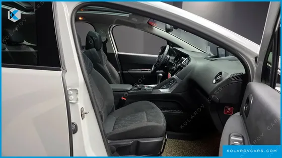 PEUGEOT 3008 1.6 E-HDI