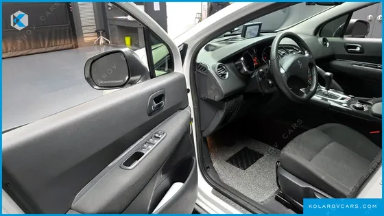 PEUGEOT 3008 1.6 E-HDI