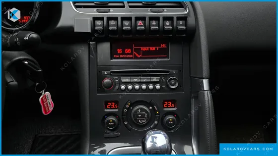 PEUGEOT 3008 1.6 E-HDI