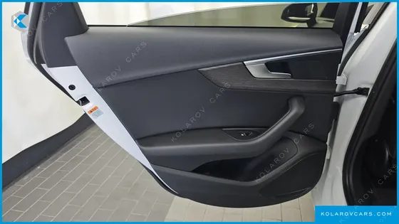 AUDI A4 40 TFSI PREMIUM