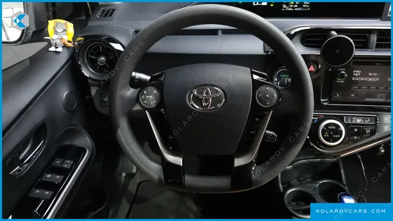 TOYOTA PRIUS 1.5