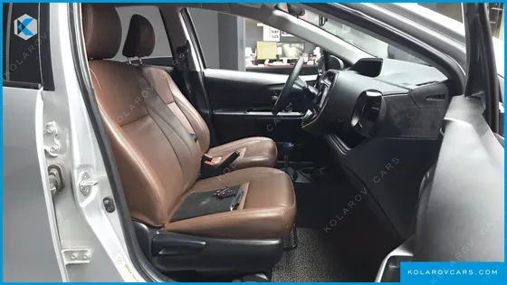 TOYOTA PRIUS 1.5
