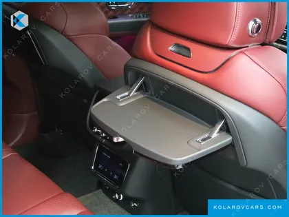 BENTLEY BENTAYGA 4.0 V8 AZURE