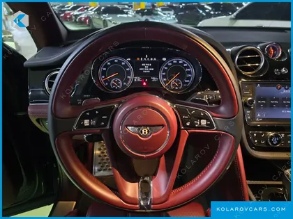 BENTLEY BENTAYGA 4.0 V8