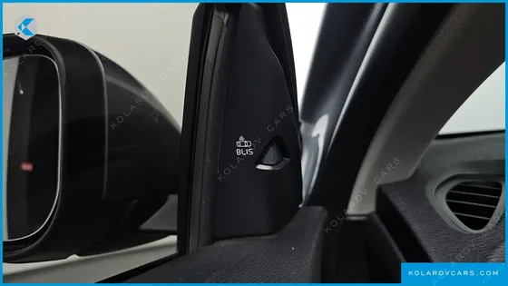 VOLVO V40 D3
