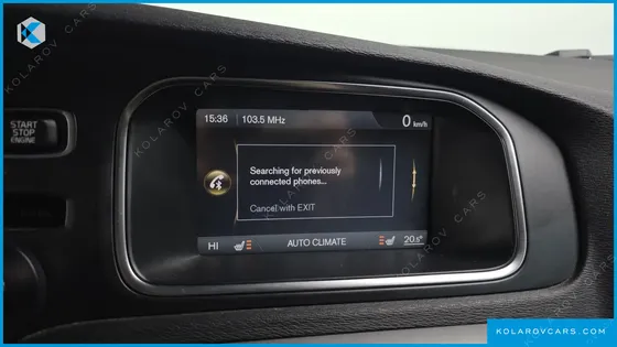 VOLVO V40 D2