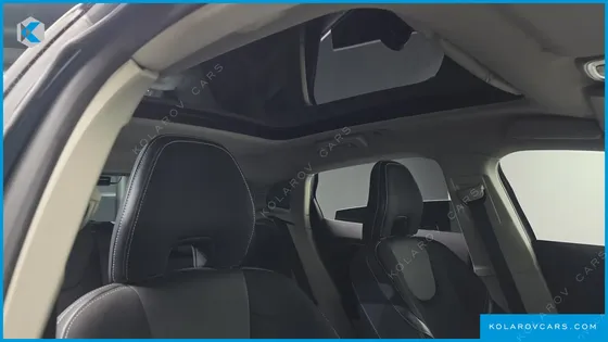 VOLVO V40 D2