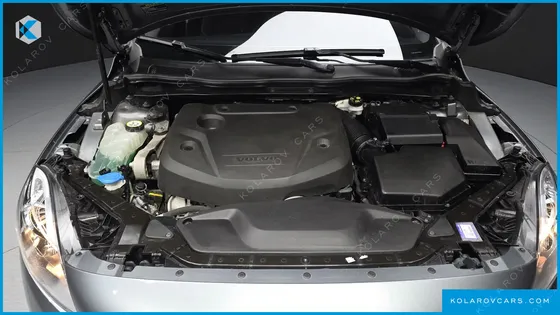 VOLVO V40 D3