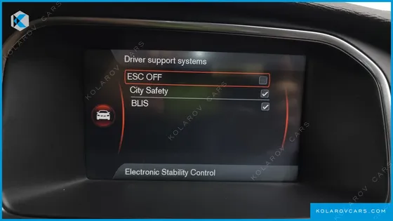 VOLVO V40 D2
