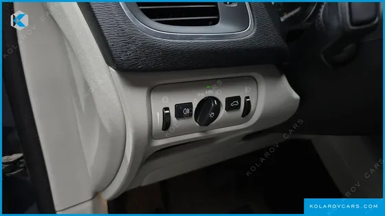 VOLVO V40 D2