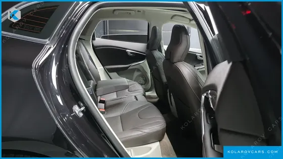 VOLVO V40 T5