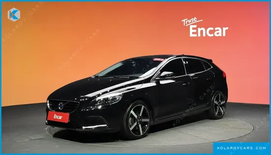 VOLVO V40 T5