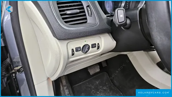 VOLVO V40 D2