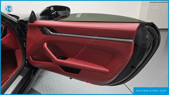 PORSCHE 911 CARRERA 4 CABRIOLET