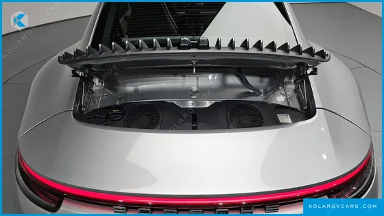 PORSCHE 911 CARRERA 4