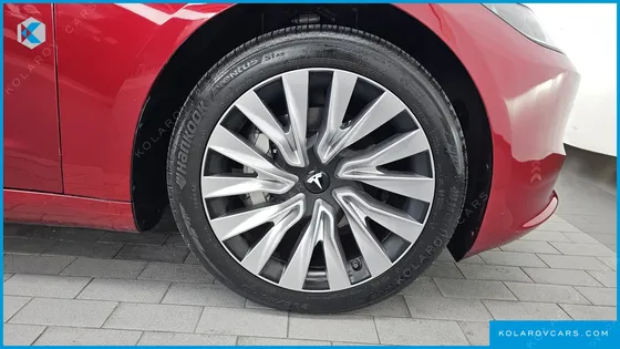 TESLA MODEL 3 LONG RANGE AWD