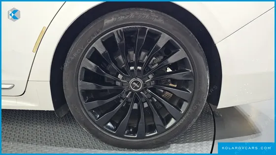 LINCOLN CONTINENTAL 3.0 PRESIDENTIAL AWD