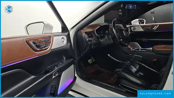 LINCOLN CONTINENTAL 3.0 PRESIDENTIAL AWD