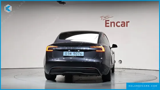 TESLA MODEL 3 RWD