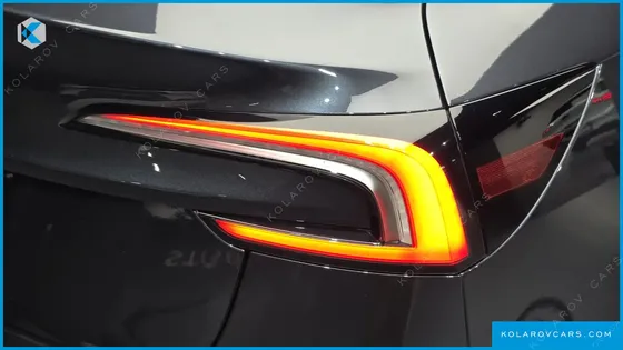 TESLA MODEL 3 RWD
