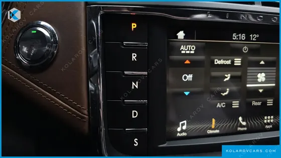 LINCOLN CONTINENTAL 3.0 PRESIDENTIAL AWD