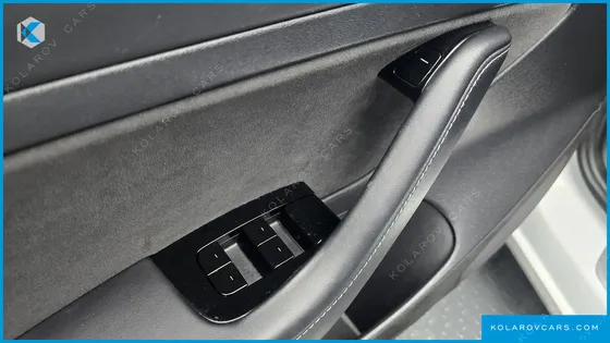 TESLA MODEL 3 STANDARD RANGE PLUE RWD