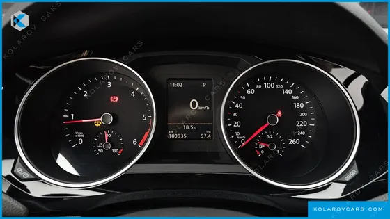 VOLKSWAGEN JETTA 2.0 TDI BLUEMOTION PREMIUM