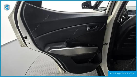 KGM - SSANGYONG TIVOLI LX 2WD
