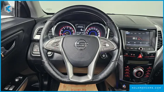 KGM - SSANGYONG TIVOLI LX 2WD