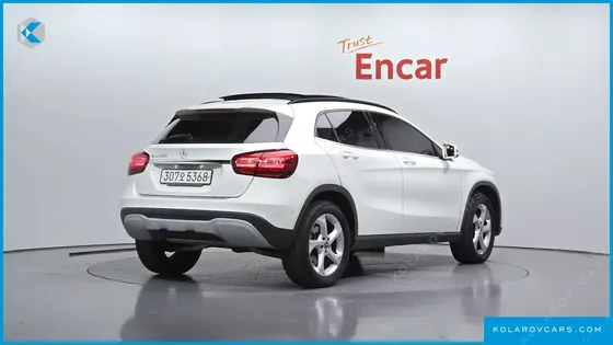 MERCEDES GLA-CLASS GLA220