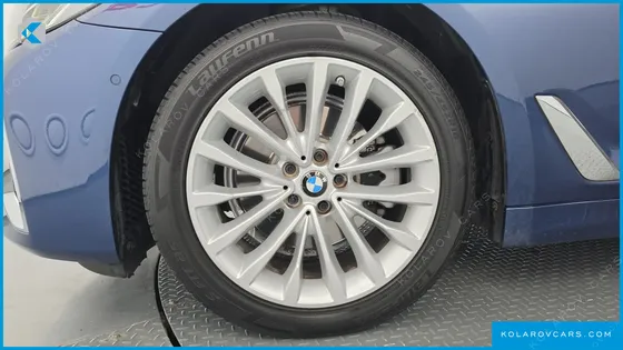 BMW 5 SERIES 523D LUXURY