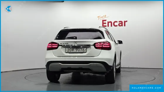 MERCEDES GLA-CLASS GLA220