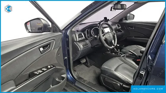 KGM - SSANGYONG TIVOLI VX 2WD