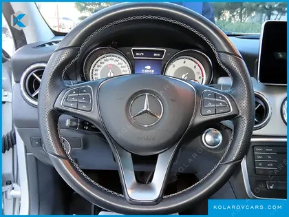 MERCEDES GLA-CLASS GLA200 D