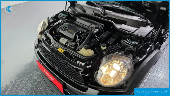 MINI COUPE JCW