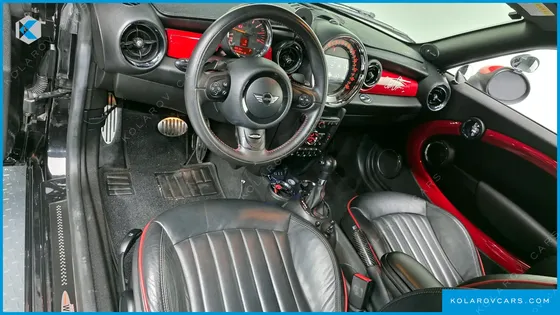 MINI COUPE JCW