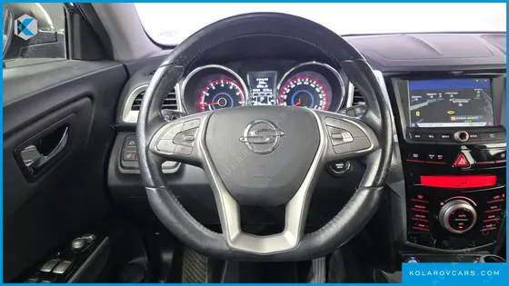 KGM - SSANGYONG TIVOLI LX 2WD